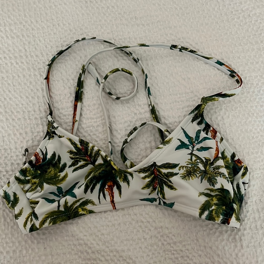 Target swimsuit never worn